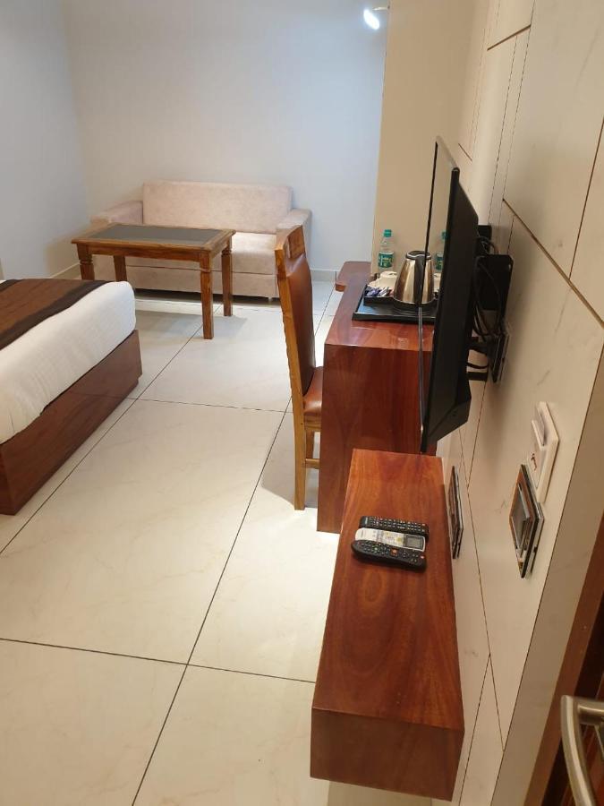 Hotel Suncity Palace Katihar Екстер'єр фото