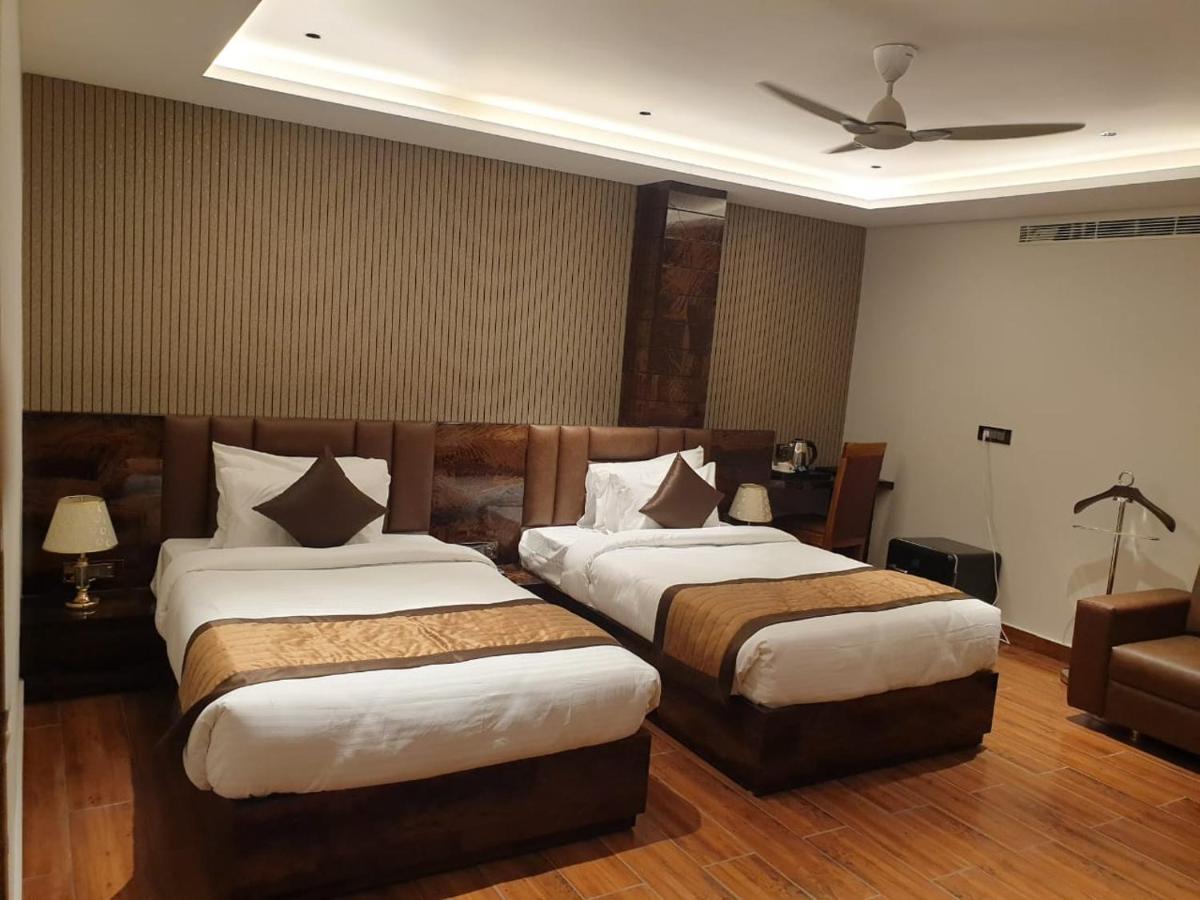 Hotel Suncity Palace Katihar Екстер'єр фото