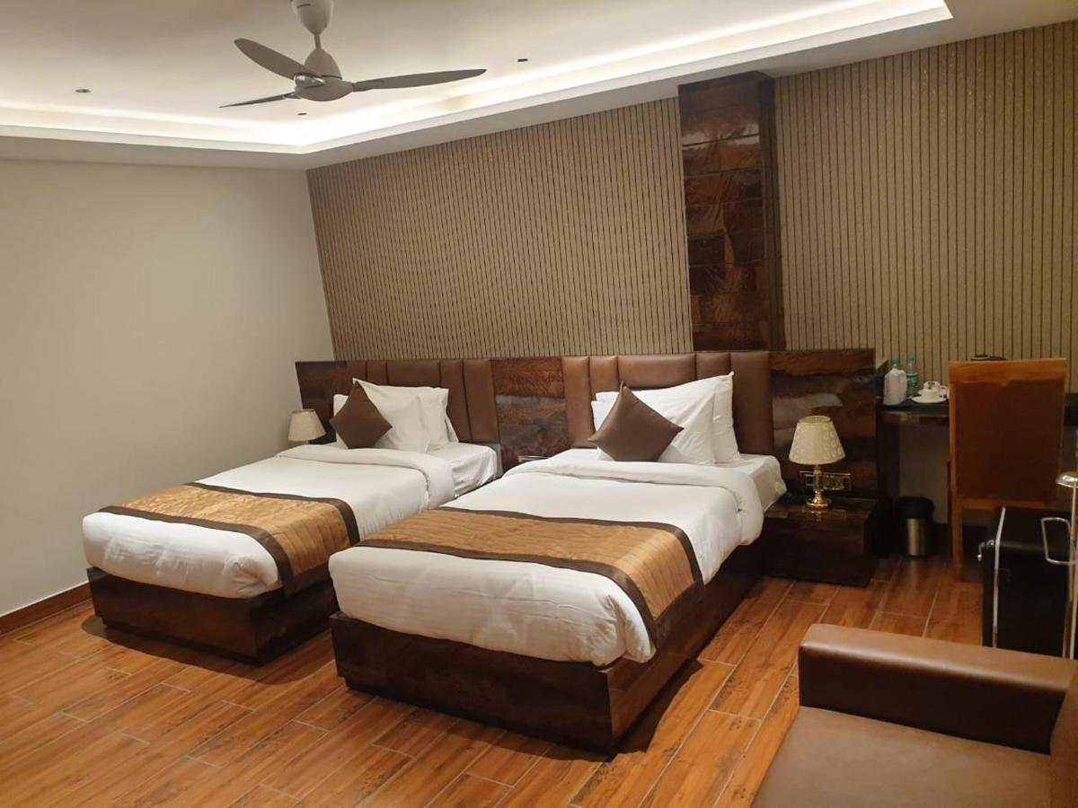 Hotel Suncity Palace Katihar Екстер'єр фото