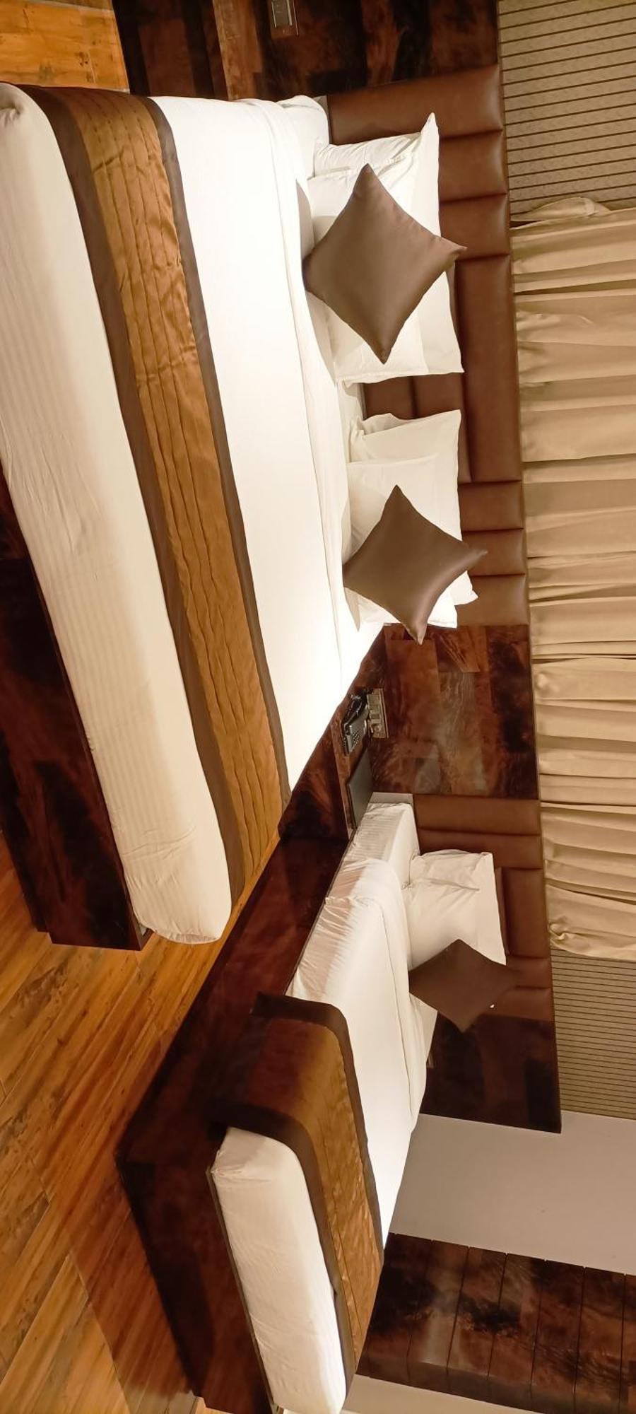 Hotel Suncity Palace Katihar Екстер'єр фото