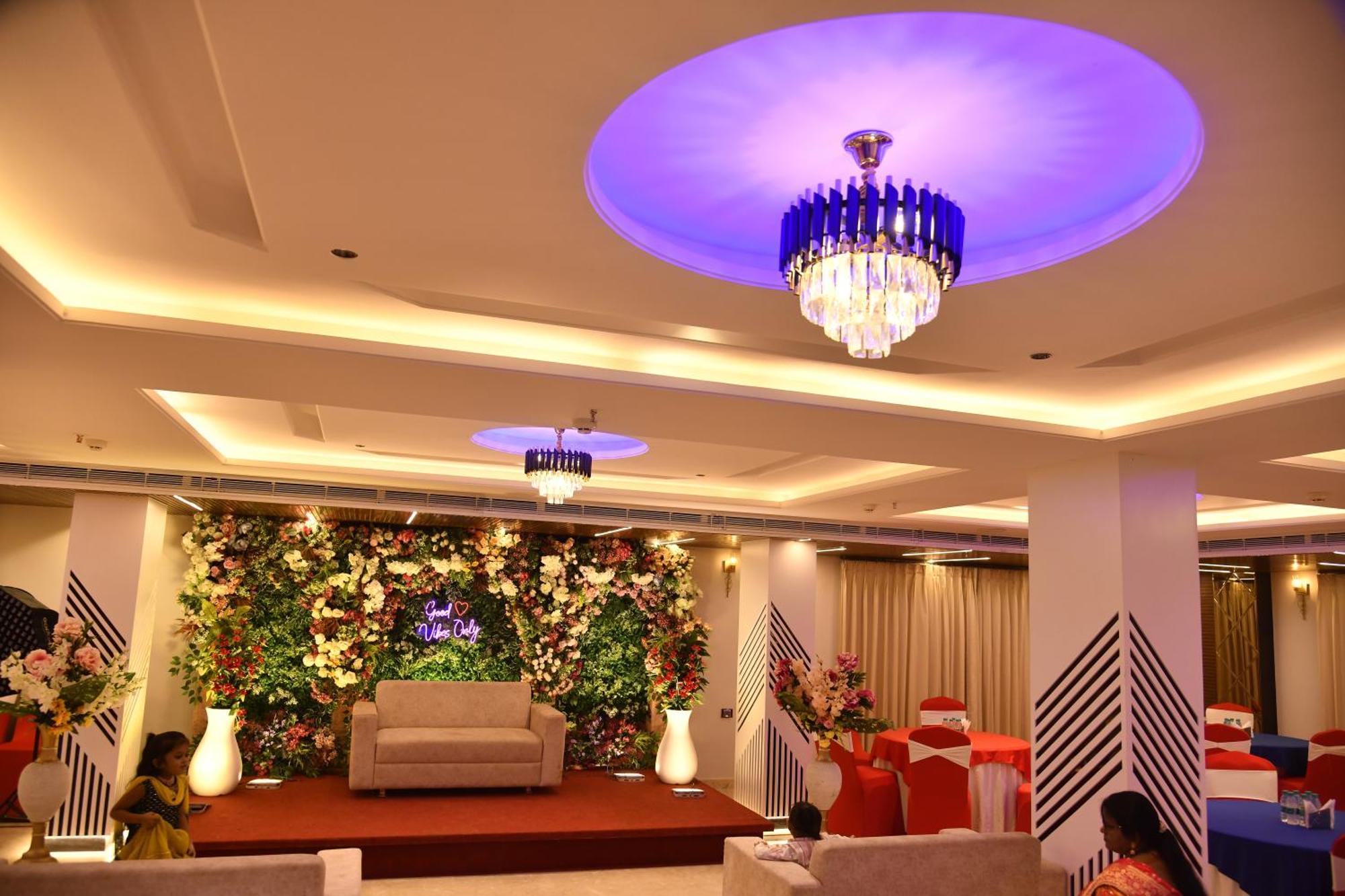 Hotel Suncity Palace Katihar Екстер'єр фото